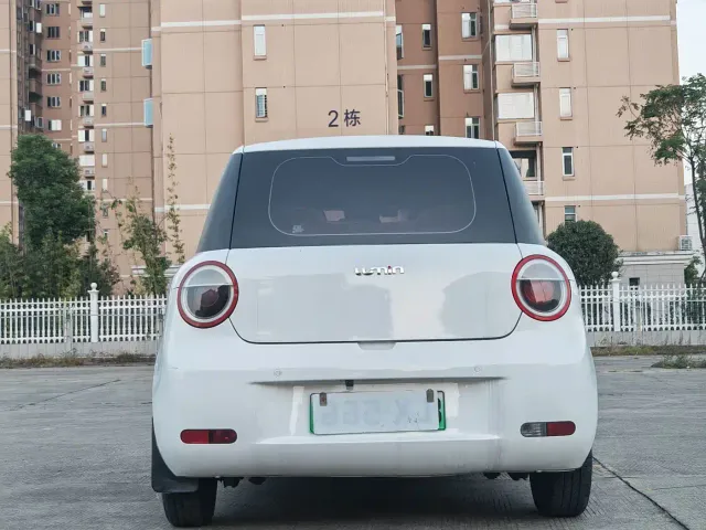 Changan Lumin — Фото автомобиля 5