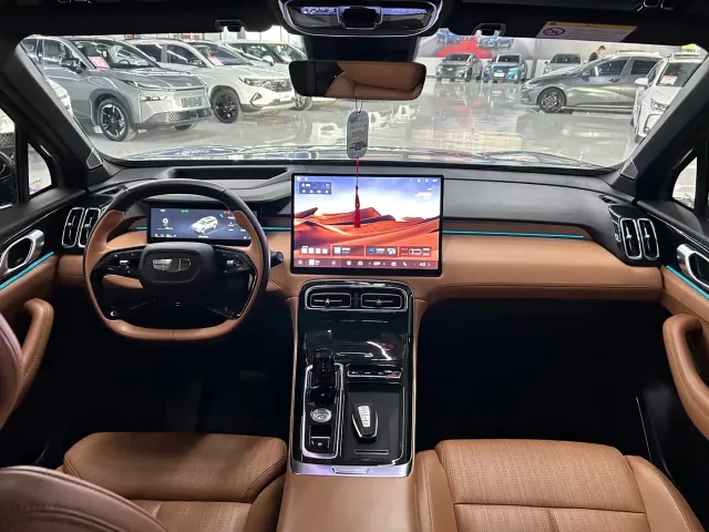 Geely Boyue L — Фото автомобиля 12
