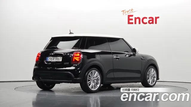 Фотография автомобиля — Mini Cooper