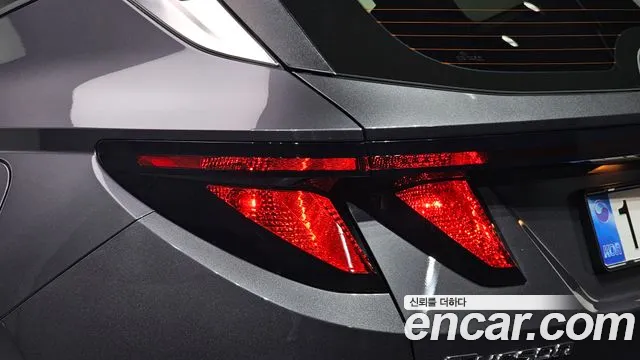 Hyundai Tucson Tucson (NX4) Дизель 2.0 4WD — Фото автомобиля 21