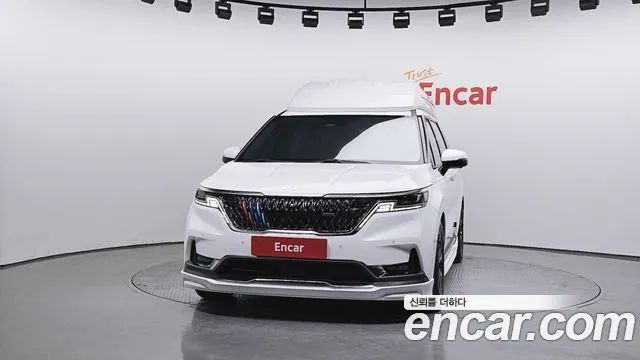 Kia Canival Carnival 4 поколение Бензин 9 мест Hi-Limousine(Спецкузов) — Фото автомобиля 3