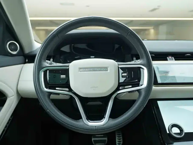 Land Rover Range Rover Evoque — Фото автомобиля 16