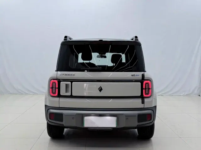 Baojun Yep Plus — Фото автомобиля 12