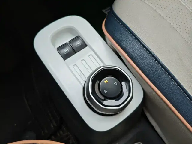 Geely Panda — Фото автомобиля 13