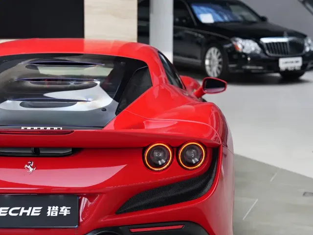 Ferrari F8 — Фото автомобиля 6