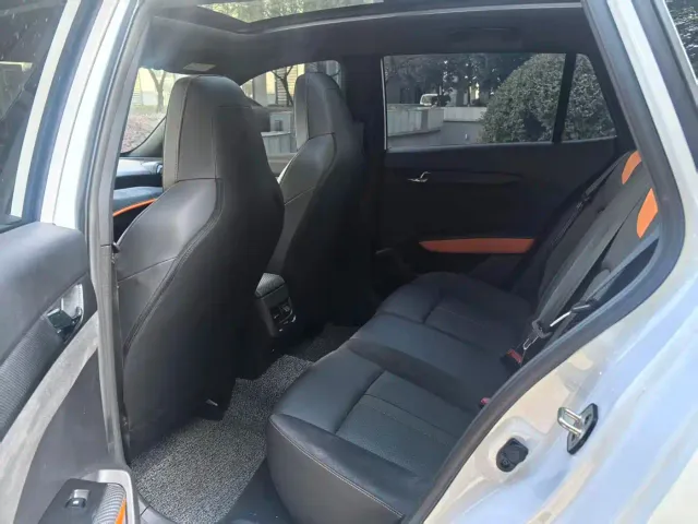 Dongfeng Yixuan GS — Фото автомобиля 14