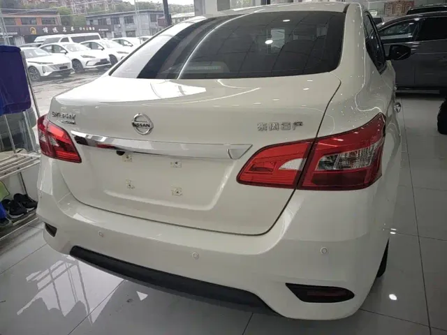 Nissan Sylphy — Фото автомобиля 5