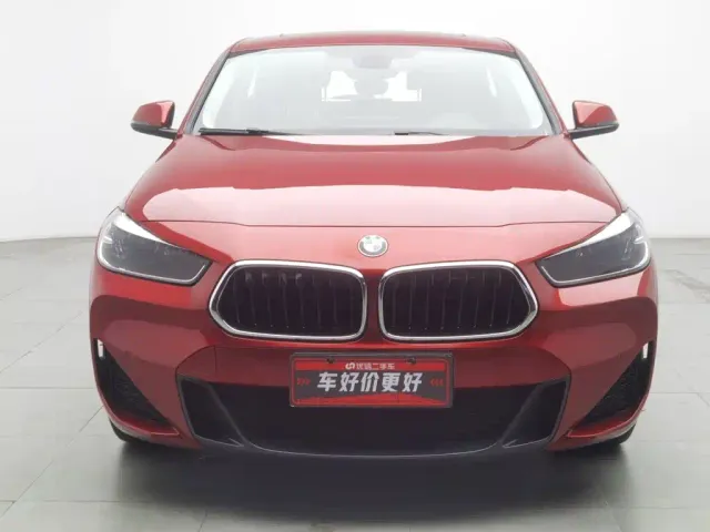 BMW X2 — Фото автомобиля 3