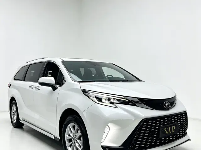 Toyota Granvia — Фото автомобиля 3