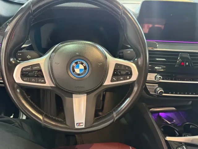 BMW 5 Series — Фото автомобиля 4