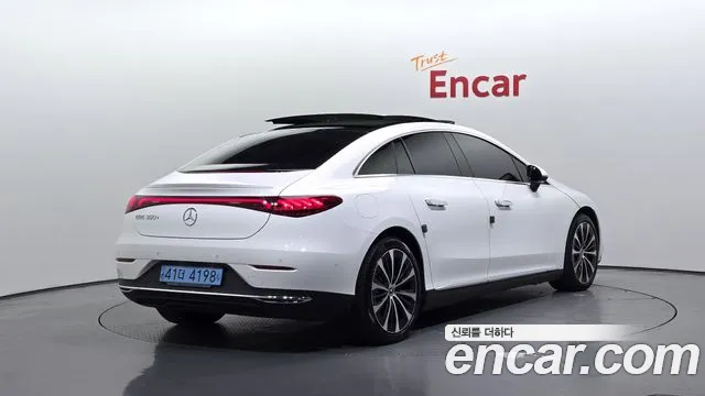 Mercedes-Benz EQE V295 — Фото автомобиля 2