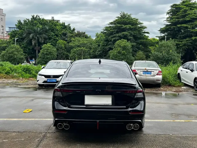 Honda Accord — Фото автомобиля 8