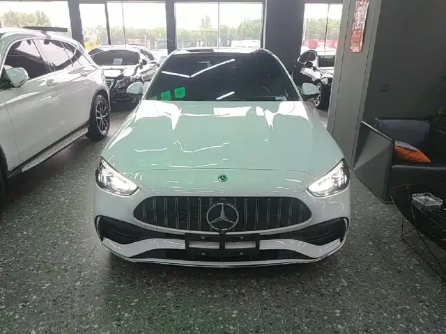 Mercedes-Benz C-Class — Фото автомобиля 2