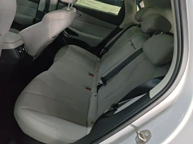 BYD Sealion 05 EV — Фото автомобиля 16