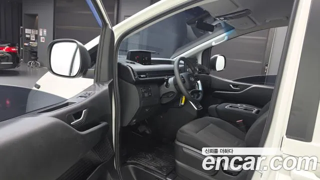 Hyundai Staria — Фото автомобиля 15