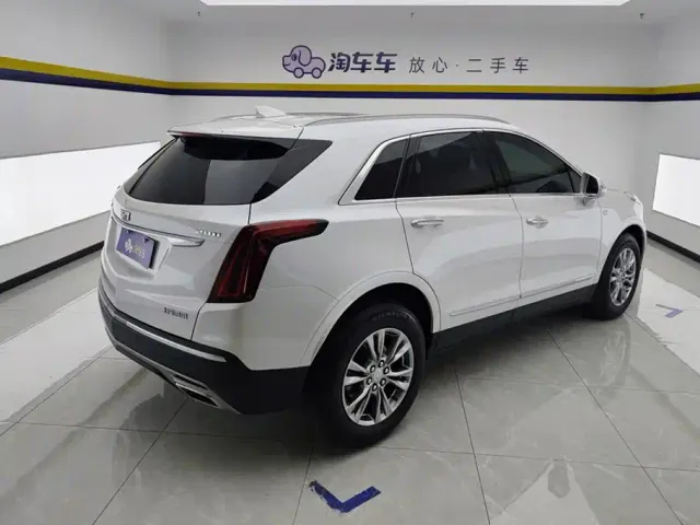 Cadillac XT5 — Фото автомобиля 3