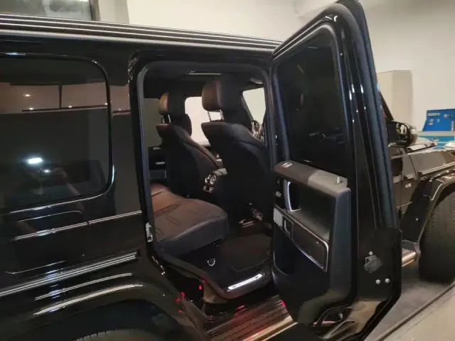 Mercedes-Benz G-Class — Фото автомобиля 3