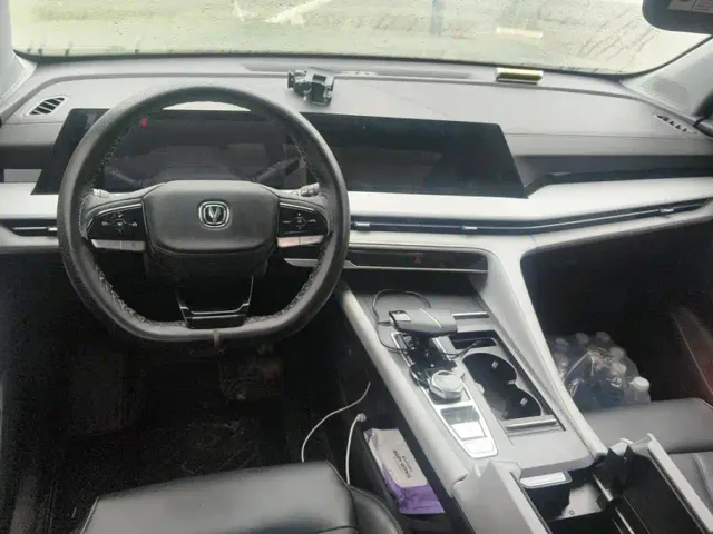 Changan CS75 Plus — Фото автомобиля 12