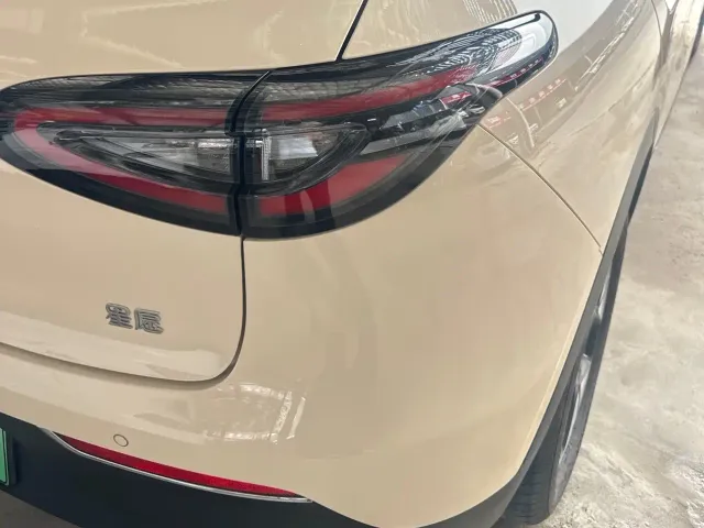 Geely Starry Wish — Фото автомобиля 6