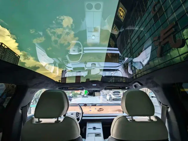Geely Galaxy E8 — Фото автомобиля 17