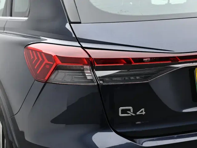 Audi Q4 e-tron — Фото автомобиля 7