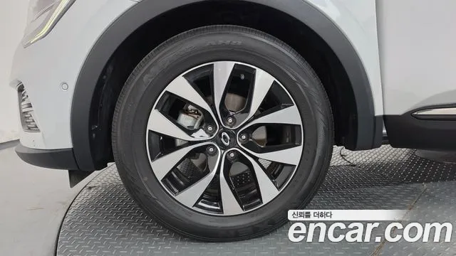 Renault Korea XM3 — Фото автомобиля 5