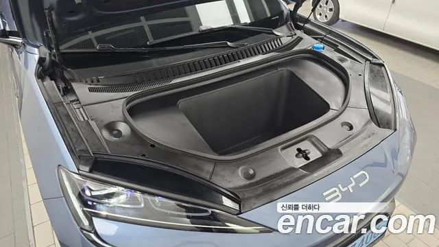 BYD Sealion 7 — Фото автомобиля 6