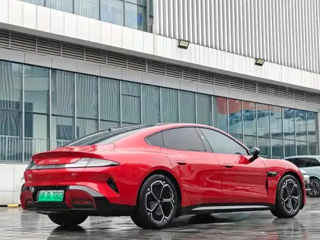 Xiaomi SU7 — Фото автомобиля 7