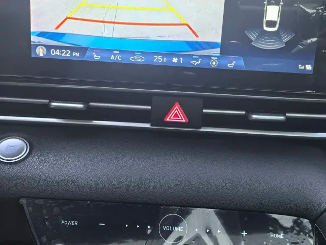 Hyundai Elantra — Фото автомобиля 14