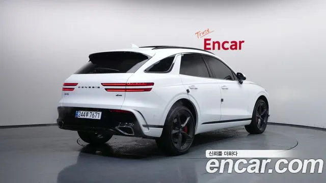 Genesis GV70 — Фото автомобиля 2