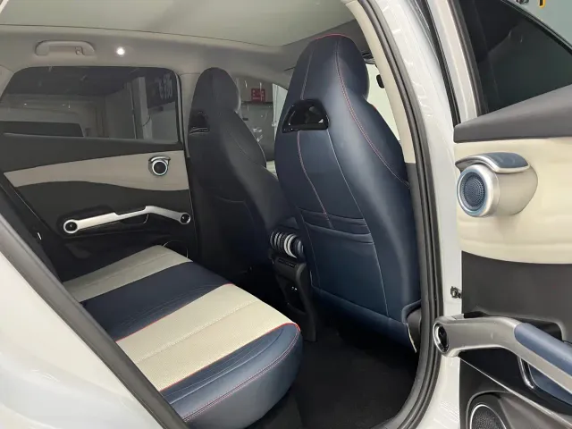 BYD Yuan PLUS — Фото автомобиля 13