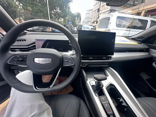 Geely Xingrui — Фото автомобиля 9