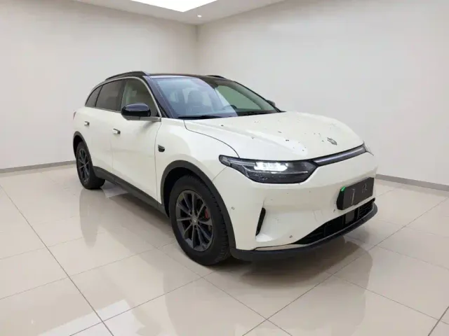 Leapmotor C11 — Фото автомобиля 3