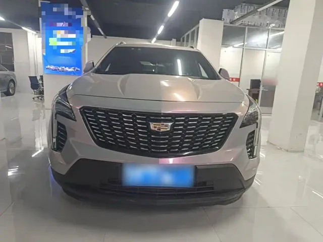 Cadillac XT4 — Фото автомобиля 2