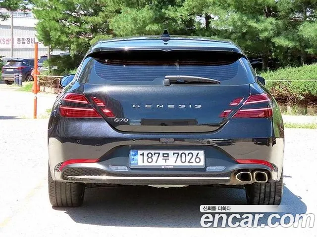 Genesis G70 — Фото автомобиля 4