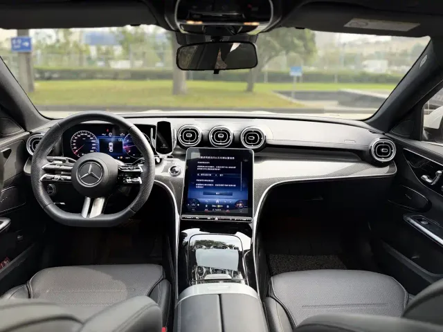 Mercedes-Benz C-Class — Фото автомобиля 8