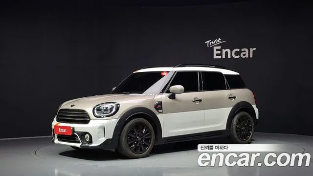 Фотография автомобиля — MINI Countryman