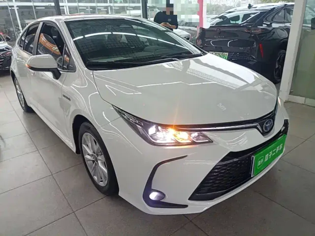 Toyota Corolla — Фото автомобиля 3