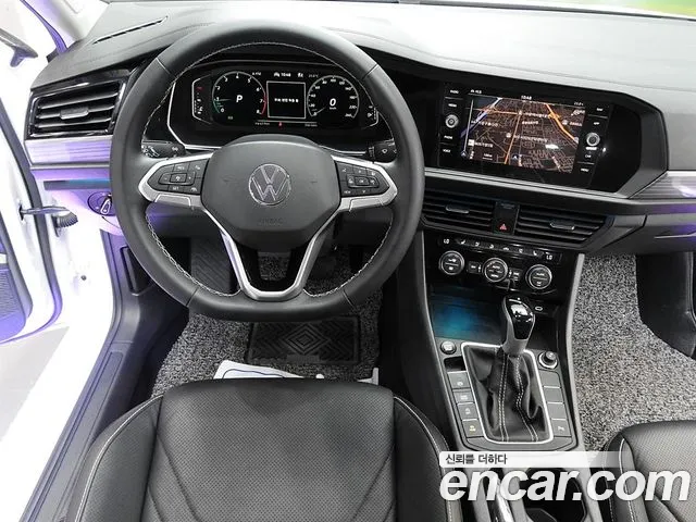 Volkswagen Jetta — Фото автомобиля 6