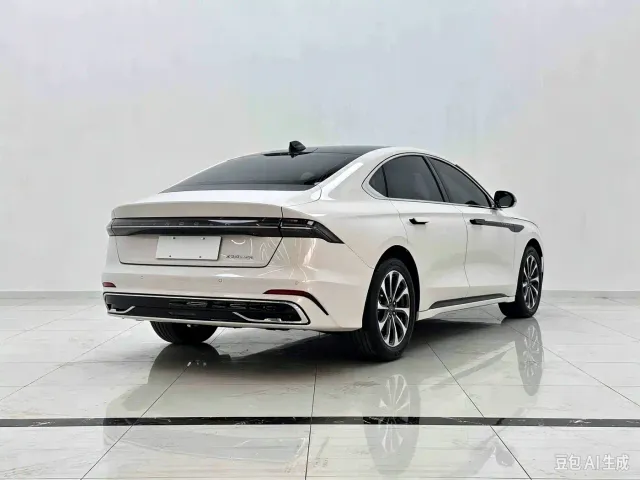 Lincoln Z — Фото автомобиля 3
