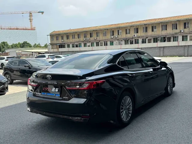 Toyota Camry — Фото автомобиля 9
