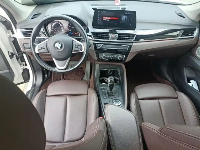 BMW X1 — Фото автомобиля 5