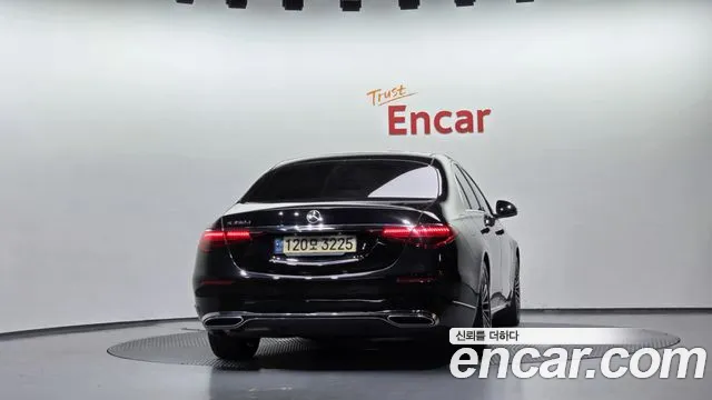 Mercedes-Benz S-Class S-класс W223 — Фото автомобиля 3