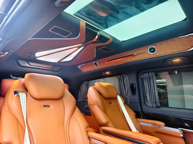 Mercedes-Benz V-Class — Фото автомобиля 6