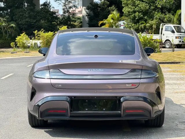 Xiaomi SU7 — Фото автомобиля 5