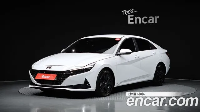 Фотография автомобиля — Hyundai Avante CN7