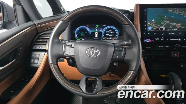Toyota Alphard — Фото автомобиля 12