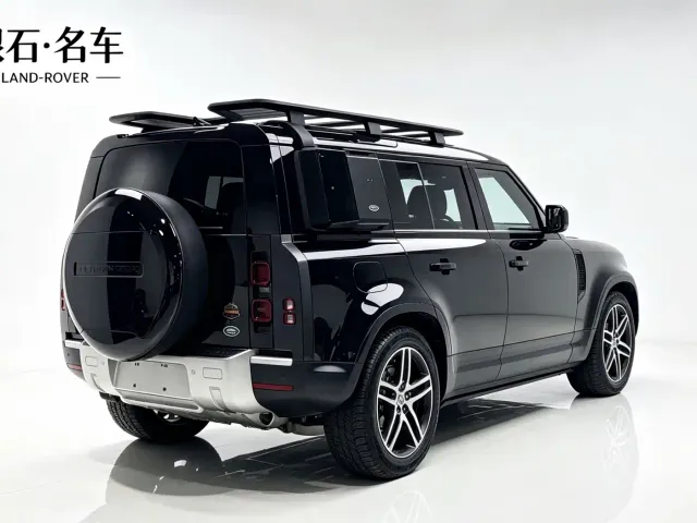 Land Rover Defender — Фото автомобиля 4