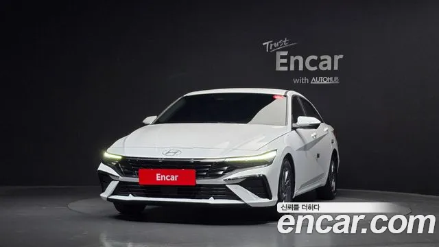 Hyundai AVANTE Новый Avante (CN7) — Фото автомобиля 3