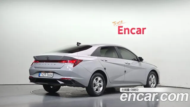 Hyundai Avante — Фото автомобиля 2